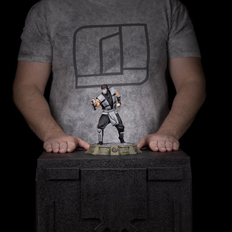 Mortal Kombat Klassic Smoke 1/10 Art Scale BBTS Exclusive Limited Edition Statue Gallery Image 16
