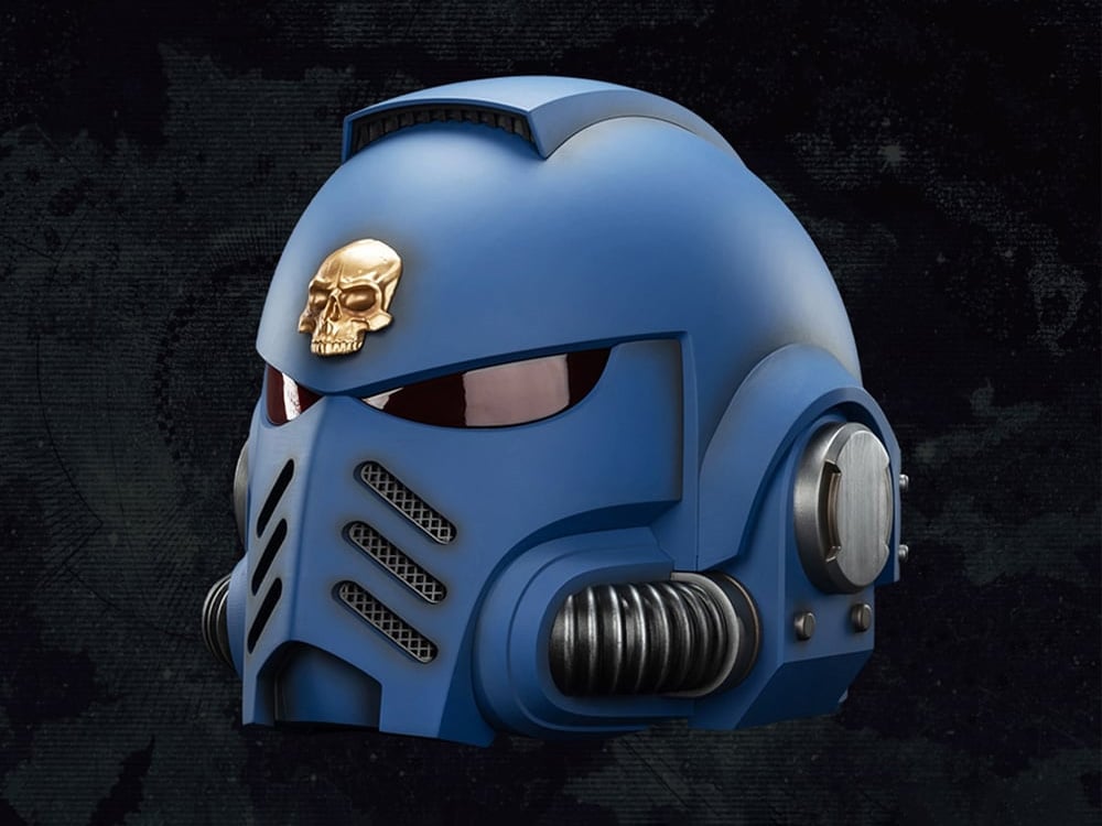 Warhammer 40,000 Ultramarines Captain Mk X 1/1 Scale Helmet Replica Gallery Image 1
