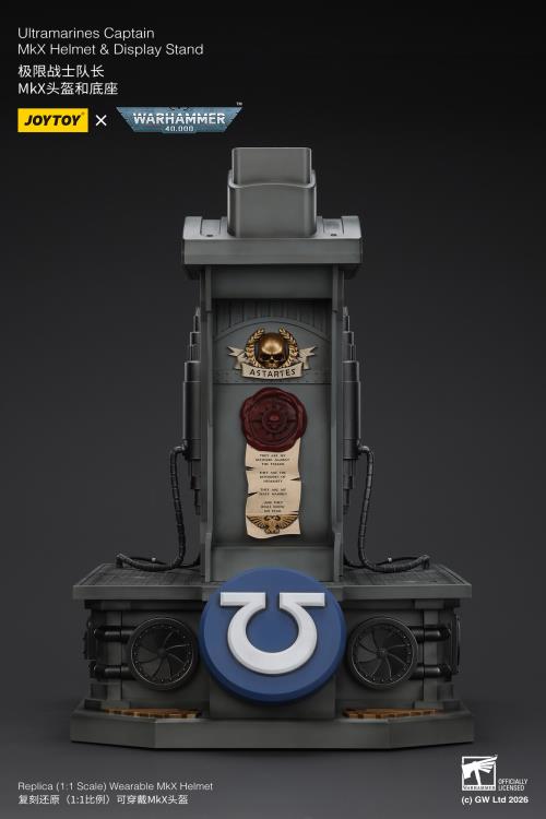 Warhammer 40,000 Ultramarines Captain Mk X 1/1 Scale Helmet Replica with Display Stand Gallery Image 23