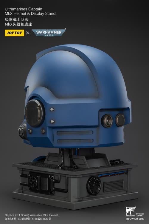 Warhammer 40,000 Ultramarines Captain Mk X 1/1 Scale Helmet Replica with Display Stand Gallery Image 8