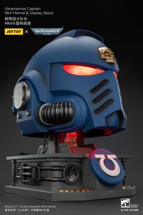 Warhammer 40,000 Ultramarines Captain Mk X 1/1 Scale Helmet Replica with Display Stand Gallery Image 16