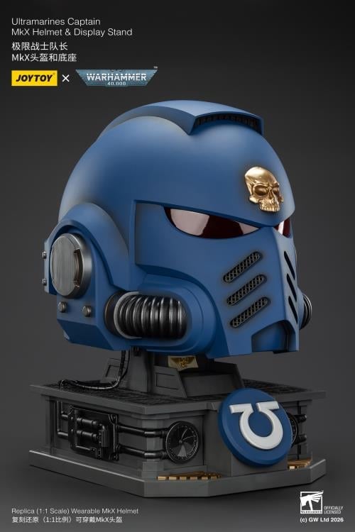 Warhammer 40,000 Ultramarines Captain Mk X 1/1 Scale Helmet Replica with Display Stand Gallery Image 5