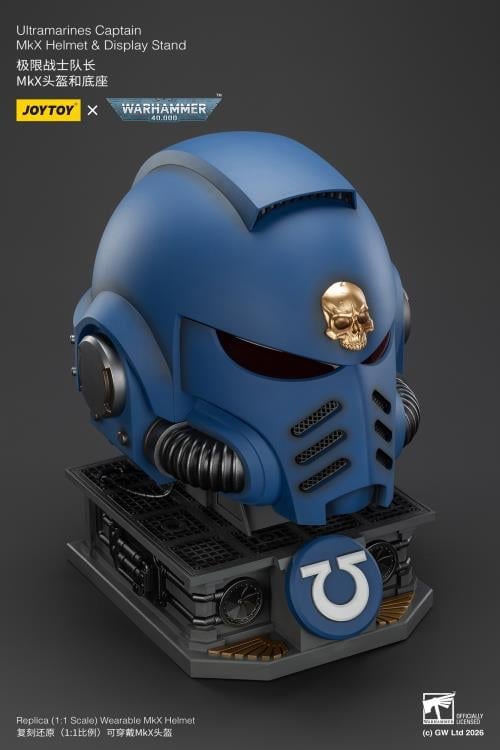 Warhammer 40,000 Ultramarines Captain Mk X 1/1 Scale Helmet Replica with Display Stand Gallery Image 12
