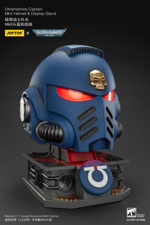Warhammer 40,000 Ultramarines Captain Mk X 1/1 Scale Helmet Replica with Display Stand Gallery Image 19