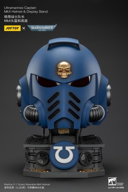 Warhammer 40,000 Ultramarines Captain Mk X 1/1 Scale Helmet Replica with Display Stand Gallery Image 6