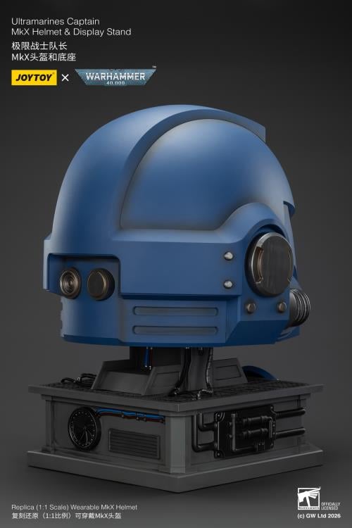 Warhammer 40,000 Ultramarines Captain Mk X 1/1 Scale Helmet Replica with Display Stand Gallery Image 9