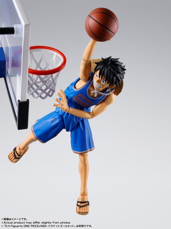 One Piece x NBA S.H.Figuarts Monkey D. Luffy (New York Knicks