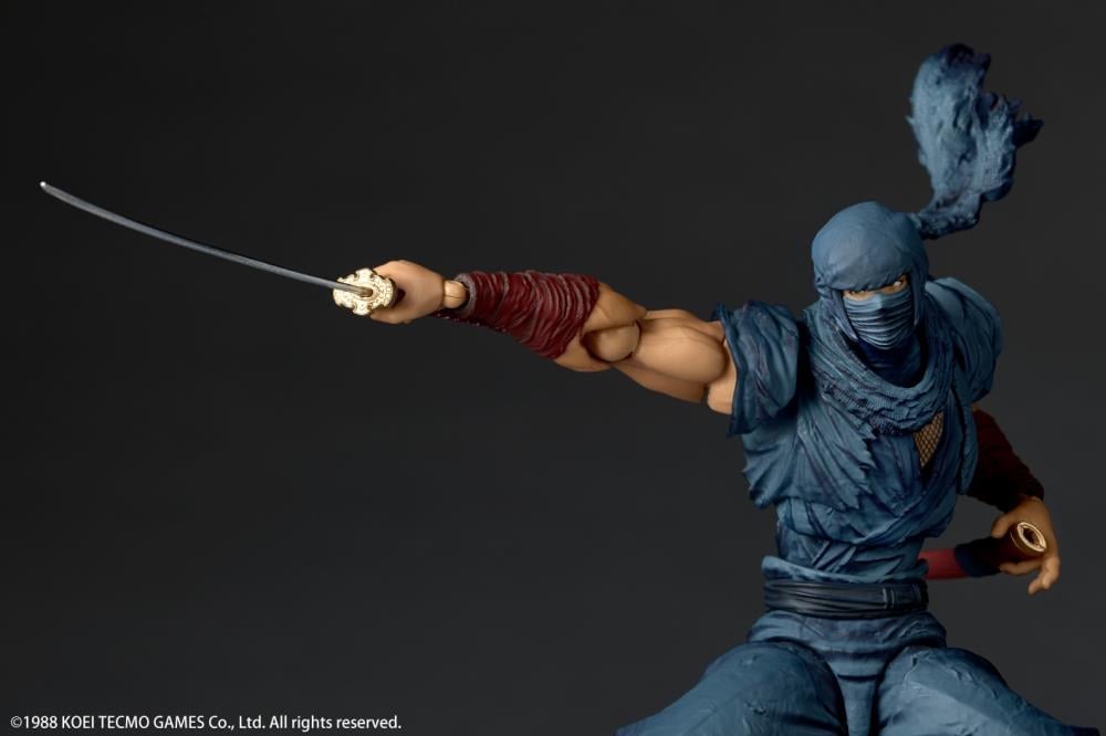 Ninja Gaiden (1988) Amazing Yamaguchi Revoltech NR118 Ryu Hayabusa Action Figure Gallery Image 14