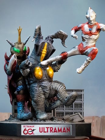 Return of Ultraman Ultraman Jack vs Zetton II & Alien Bat Battle Scene Diorama Statue Gallery Image 2