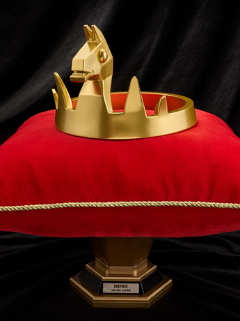 Fortnite Grand Replicas Victory Crown 1:1 Scale Replica