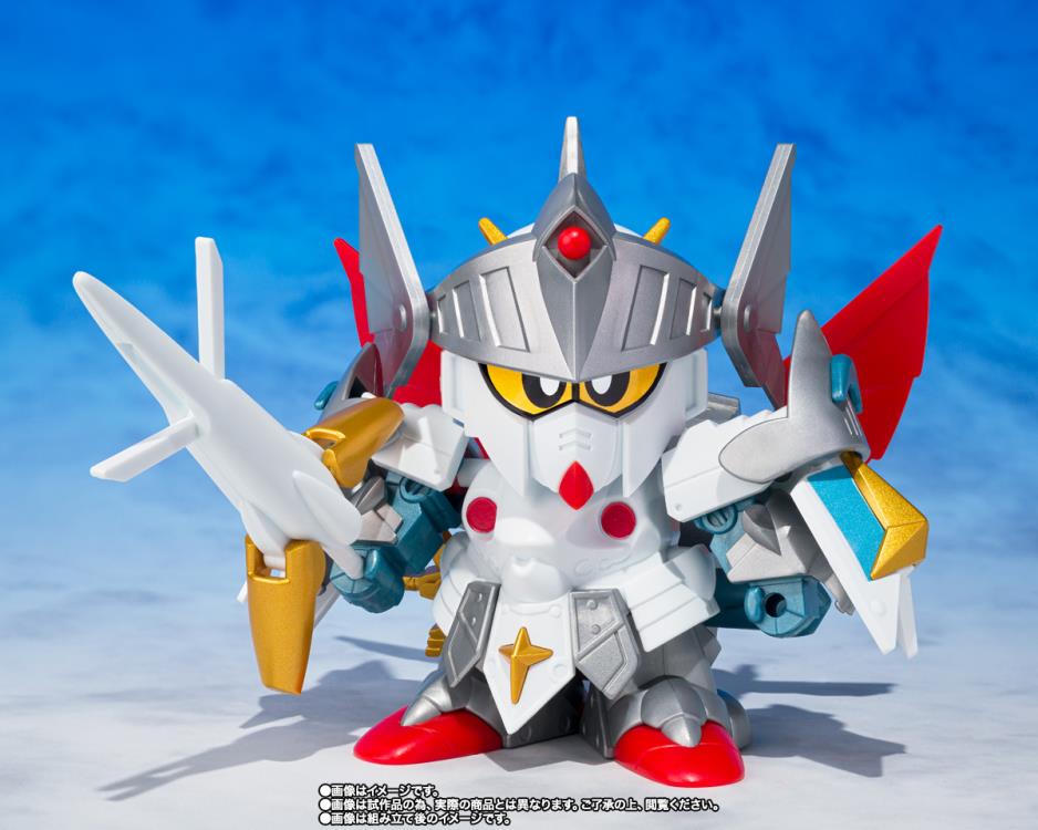 SD Gundam Gaiden: Kikoushin Densetsu Ganzo SD Gundam World Versal Knight Gundam Exclusive Model Kit Gallery Image 7