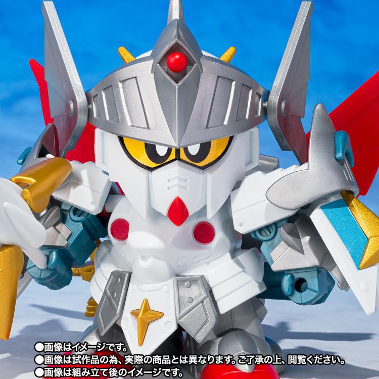 SD Gundam Gaiden: Kikoushin Densetsu Ganzo SD Gundam World Versal Knight Gundam Exclusive Model Kit Gallery Image 9