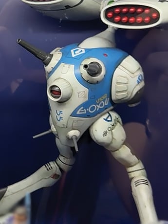 Macross Zentraedi Weathered Battle Pod (Shotgun Configuration Ver.) 1/72 Scale Action Figure Gallery Image 2
