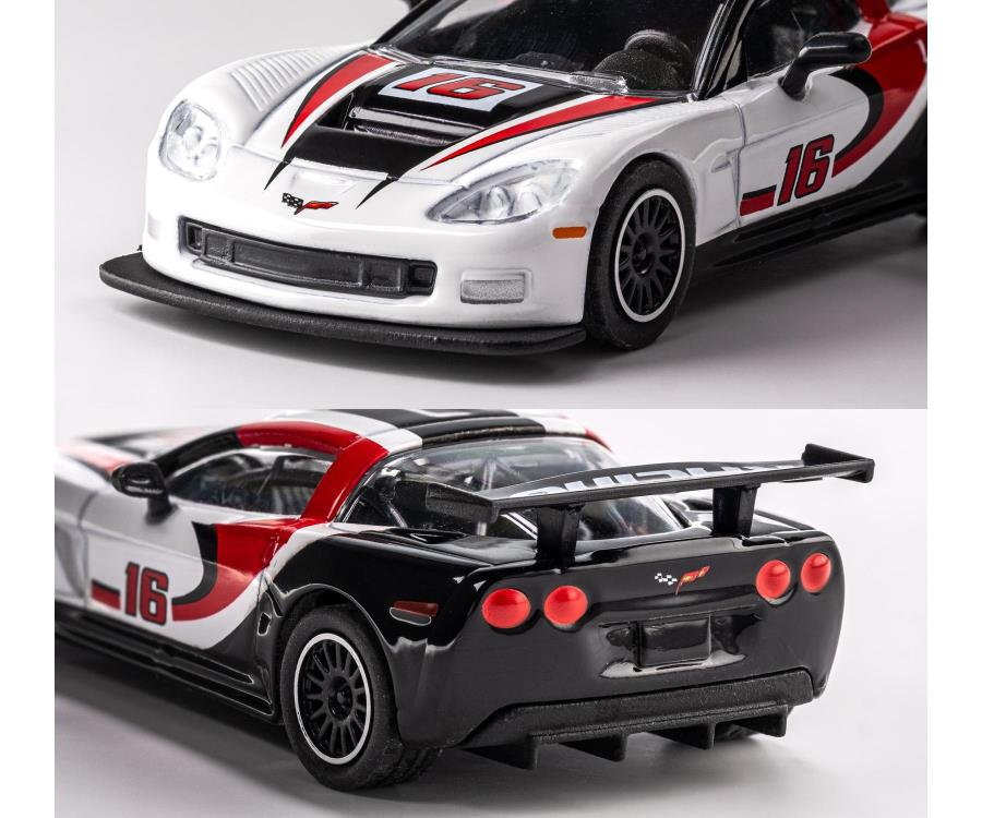 Majorette Collection 2005 Chevrolet Corvette C6 R 1/64 Scale Model Gallery Image 5