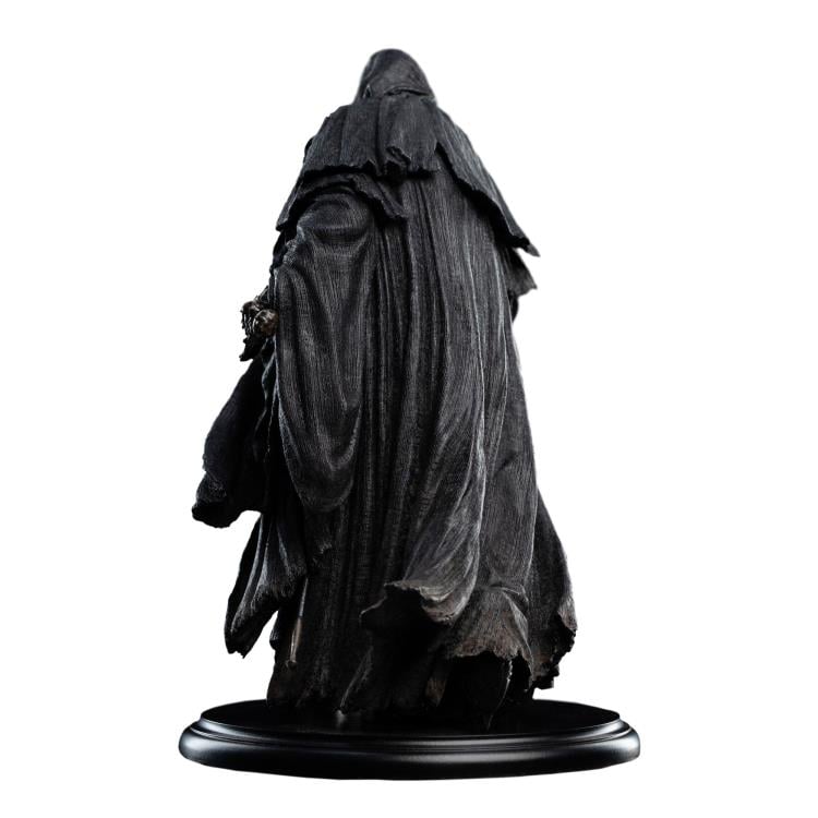 The Lord of the Rings Ringwraith at the Prancing Pony Limited Edition Statue Gallery Image 6