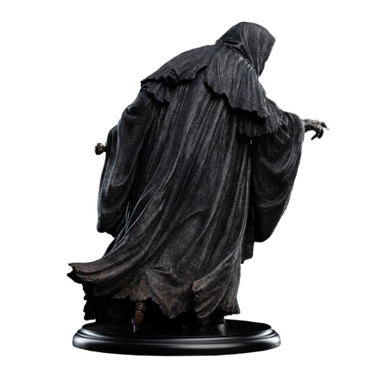 The Lord of the Rings Ringwraith at the Prancing Pony Limited Edition Statue Gallery Image 5