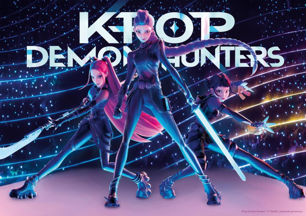 KPop Demon Hunters Huntr/x Battle Foil 500-Piece Jigsaw Puzzle Gallery Image 3