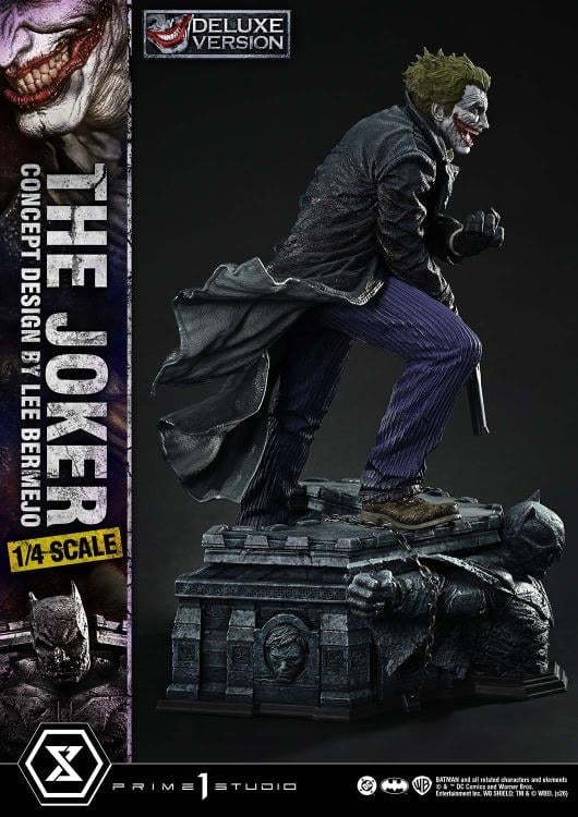 DC Comics Ultimate Premium Masterline The Joker (Concept Design by Lee Bermejo) (Deluxe Ver.) 1/4 Scale Statue Gallery Image 36