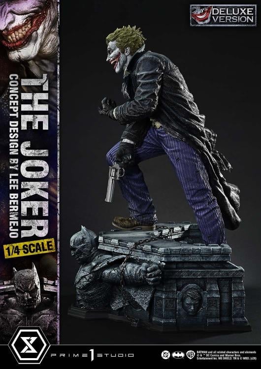 DC Comics Ultimate Premium Masterline The Joker (Concept Design by Lee Bermejo) (Deluxe Ver.) 1/4 Scale Statue Gallery Image 37