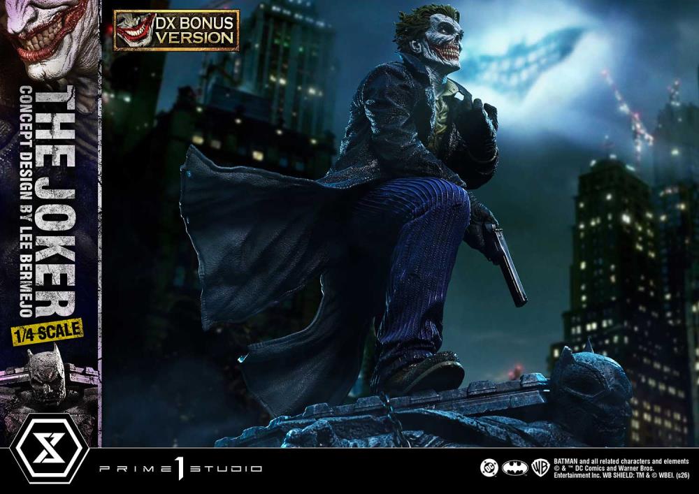 DC Comics Ultimate Premium Masterline The Joker (Concept Design by Lee Bermejo) (Deluxe Bonus Ver.) 1/4 Scale Limited Edition Statue Gallery Image 3