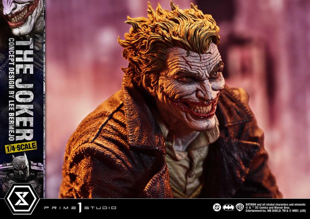 DC Comics Ultimate Premium Masterline The Joker (Concept Design by Lee Bermejo) (Deluxe Bonus Ver.) 1/4 Scale Limited Edition Statue Gallery Image 19