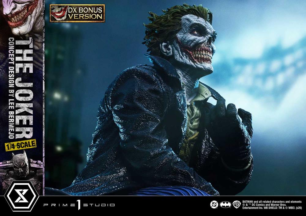 DC Comics Ultimate Premium Masterline The Joker (Concept Design by Lee Bermejo) (Deluxe Bonus Ver.) 1/4 Scale Limited Edition Statue Gallery Image 6