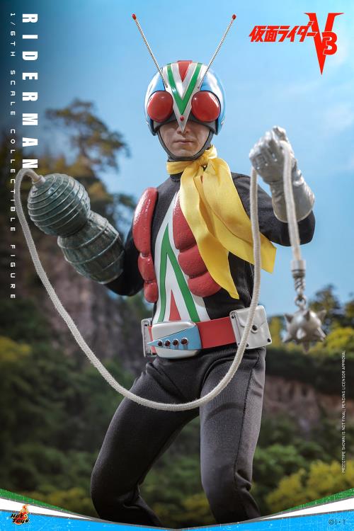 Kamen Rider V3 TMS185 Riderman 1/6th Scale Collectible Figure Gallery Image 8
