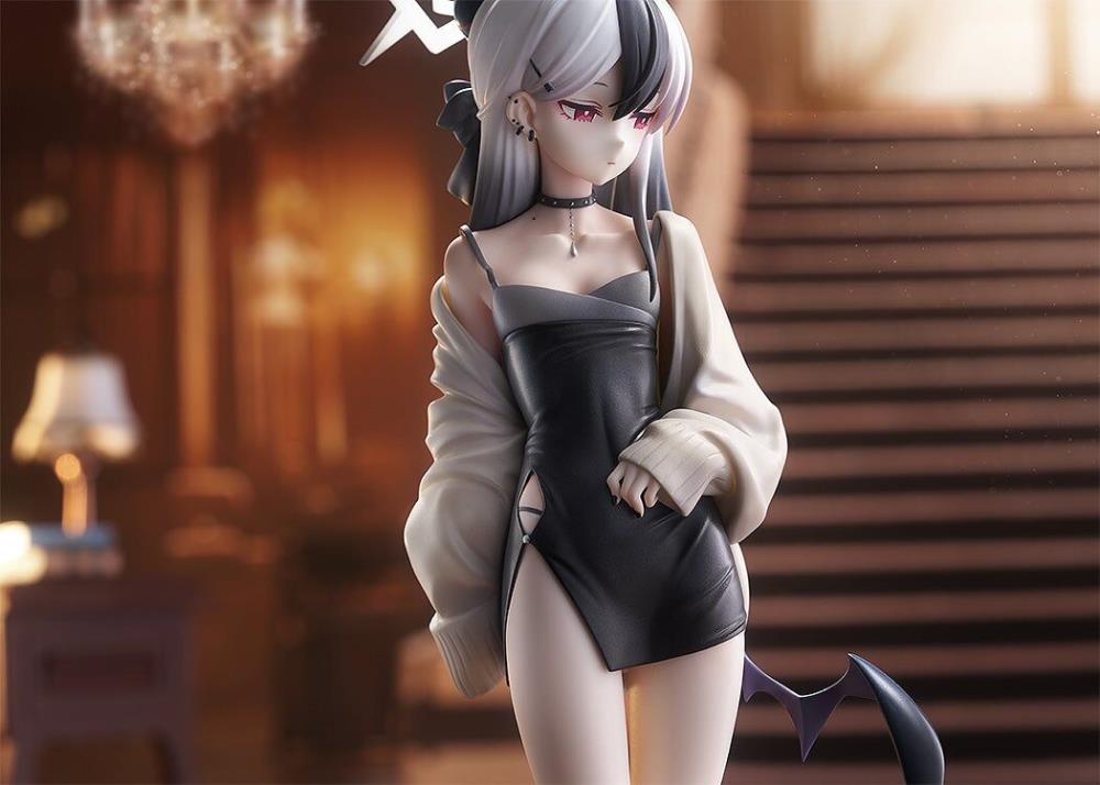 Blue Archive Kayoko (Dress) 1/7 Scale Figure Gallery Image 5