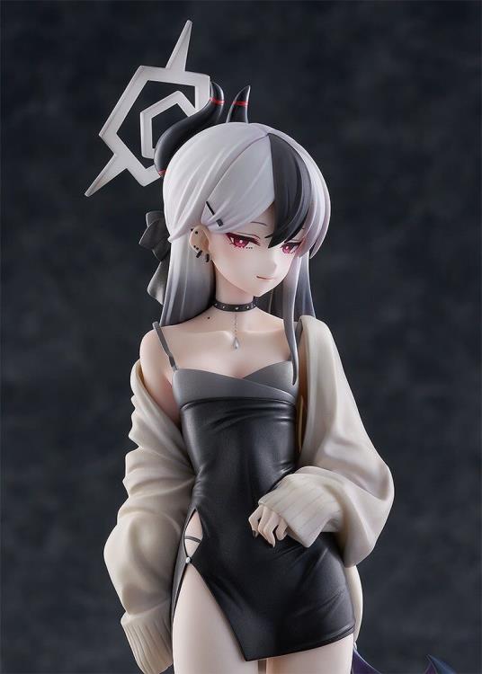 Blue Archive Kayoko (Dress) 1/7 Scale Figure Gallery Image 15