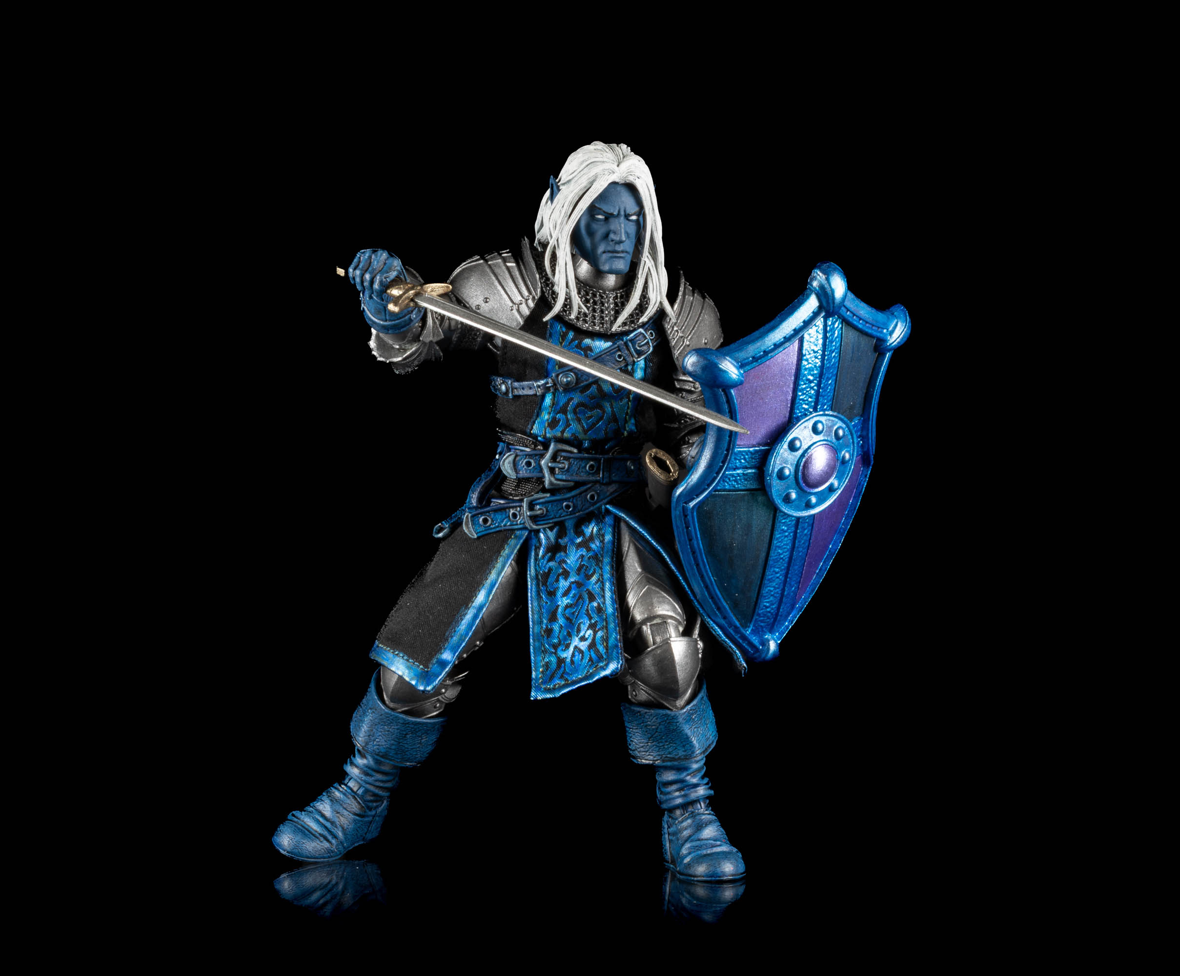 Mythic Legions: The Roleplaying Game Villainous Paladin/Cleric Deluxe Action Figure Gallery Image 3