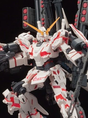 Mobile Suit Gundam Unicorn HGUC 1/144 Full Armor Unicorn Gundam (Destroy Mode) 1/144 Scale Model Kit Gallery Image 2