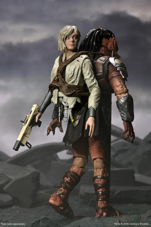 Predator: Badlands Ultimate Thia & Bud Action Figure Set Gallery Image 15