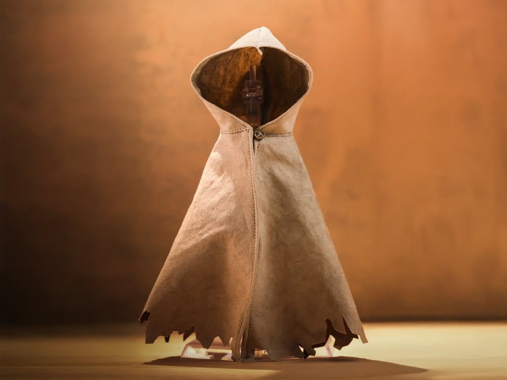 Distressed Hooded Cape (Medium Desert Color Ver.) 1/10 Scale Accessory Gallery Image 1