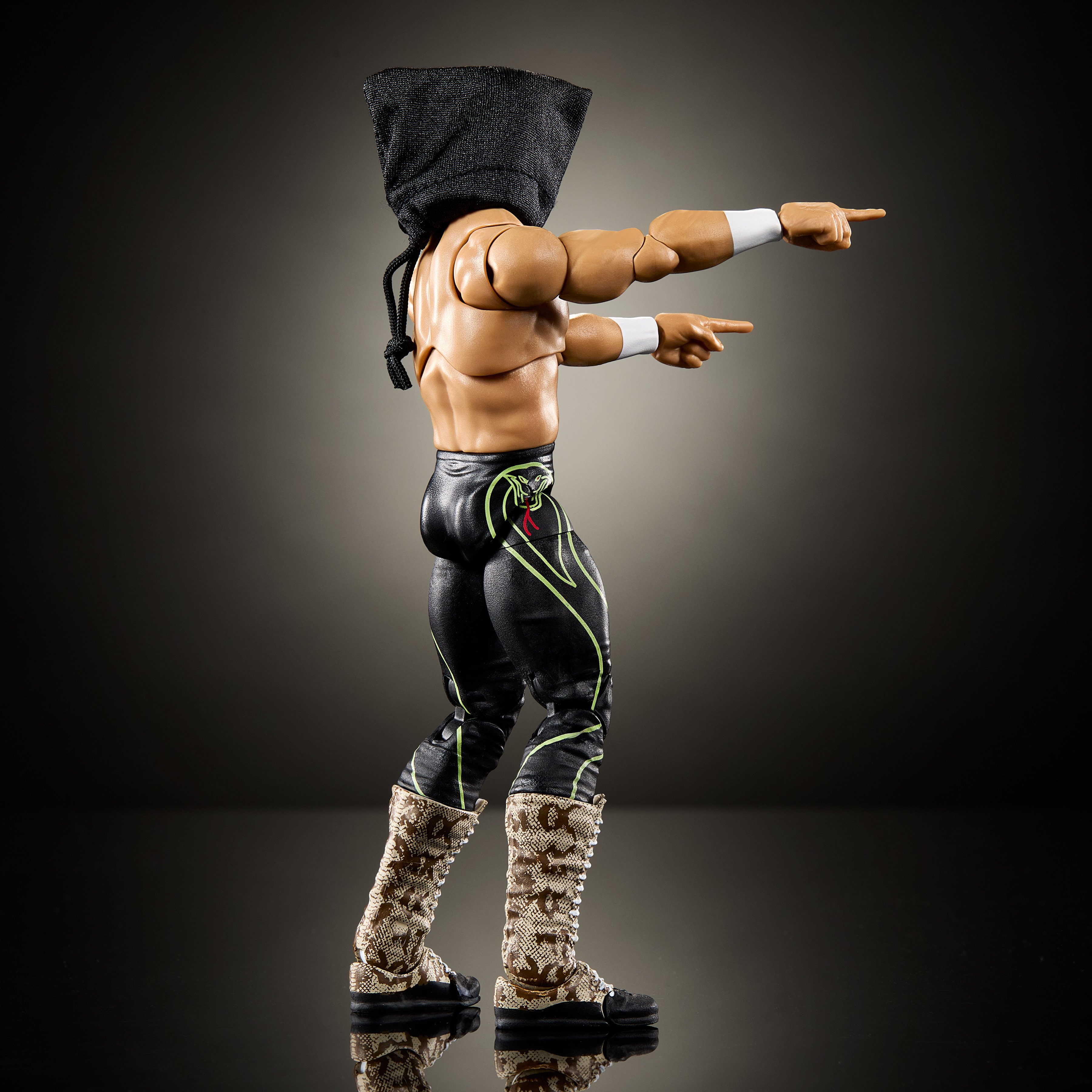 WWE Ultimate Edition 32 Jake "The Snake" Roberts Action Figure Gallery Image 7