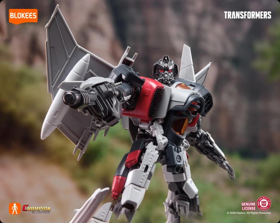 Transformers: Bumblebee Classic Class 25 Blitzwing Model Kit Gallery Image 10