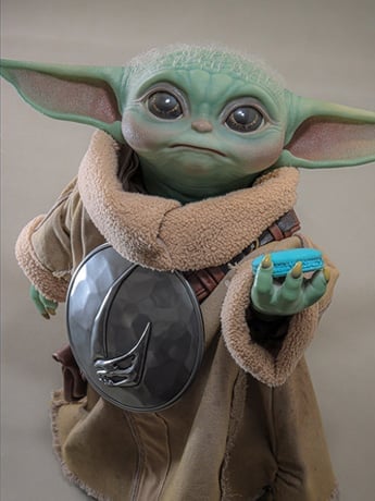 Star Wars: The Mandalorian and Grogu LMS016 Grogu Life-Size