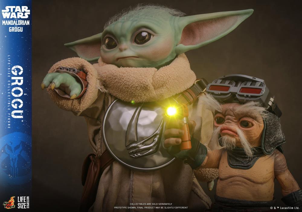 Star Wars: The Mandalorian and Grogu LMS016 Grogu Life-Size Collectible Figure Gallery Image 16