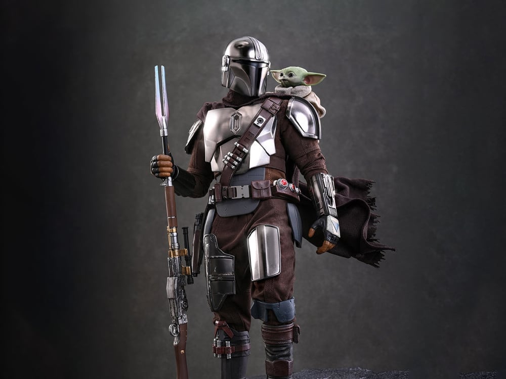 Star Wars: The Mandalorian and Grogu MMS871 The Mandalorian and Grogu (Collector Ver.) 1/6th Scale Collectible Figure Set Gallery Image 1