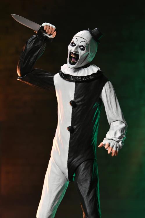 Terrifier 2 Ultimate Art the Clown & Little Pale Girl Action Figure Two-Pack Gallery Image 10