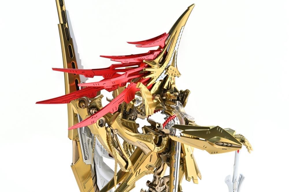 The Five Star Stories Imperial Knight (Magna Palace: The Knight of Gold) 1/144 Scale Model Kit Gallery Image 10