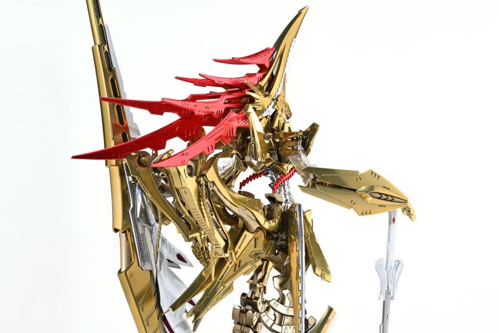 The Five Star Stories Imperial Knight (Magna Palace; The Knight of Gold Enthusiast Edition) 1/144 Scale Model Kit Gallery Image 15