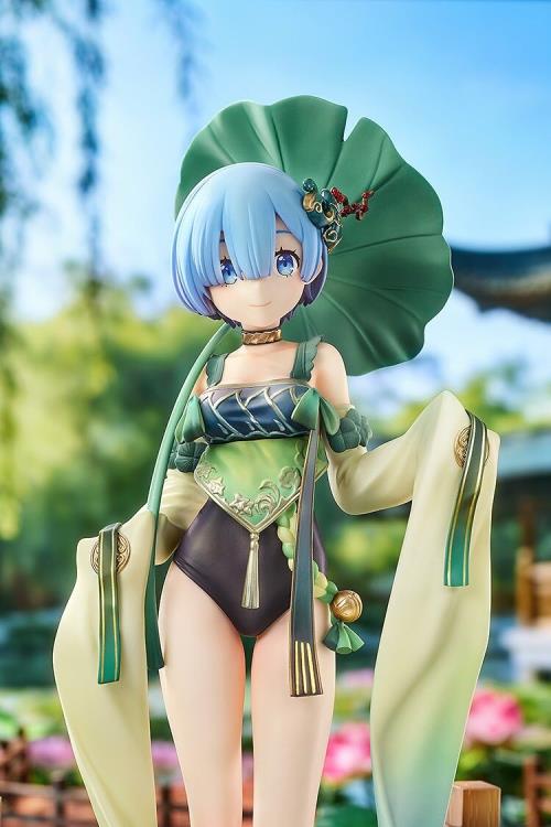 Re:Zero Starting Life in Another World Rem (Breather in the Garden Ver.) 1/7 Scale Figure Gallery Image 4