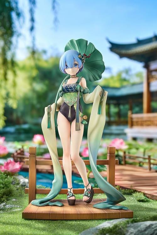 Re:Zero Starting Life in Another World Rem (Breather in the Garden Ver.) 1/7 Scale Figure Gallery Image 3