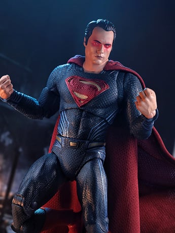 Batman v Superman: Dawn of Justice DC Multiverse Superman (Heat Vision Ver.) Action Figure Gallery Image 2