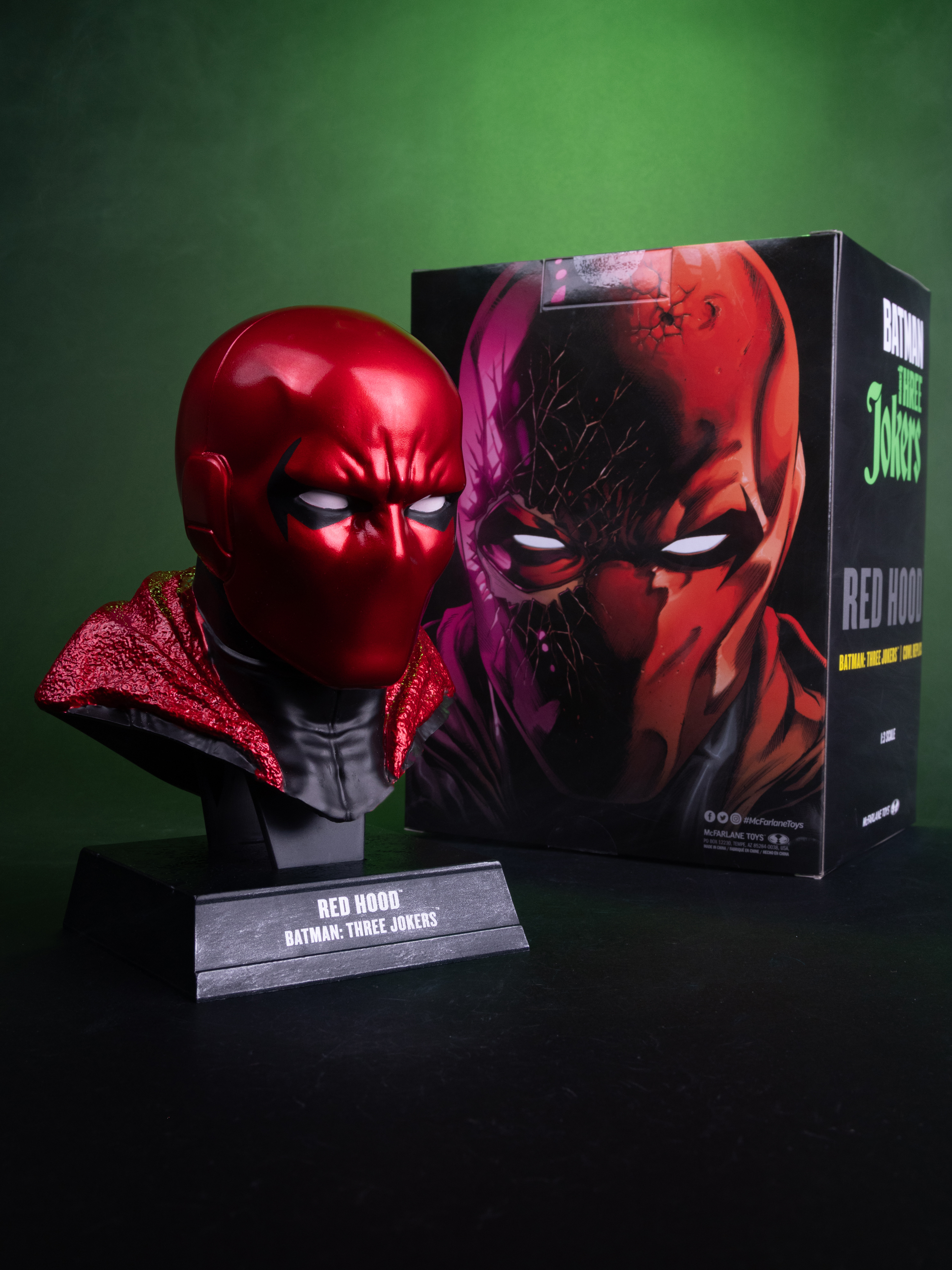 Batman: Three Jokers Red Hood Cowl 1/3 Scale Replica Gallery Image 6