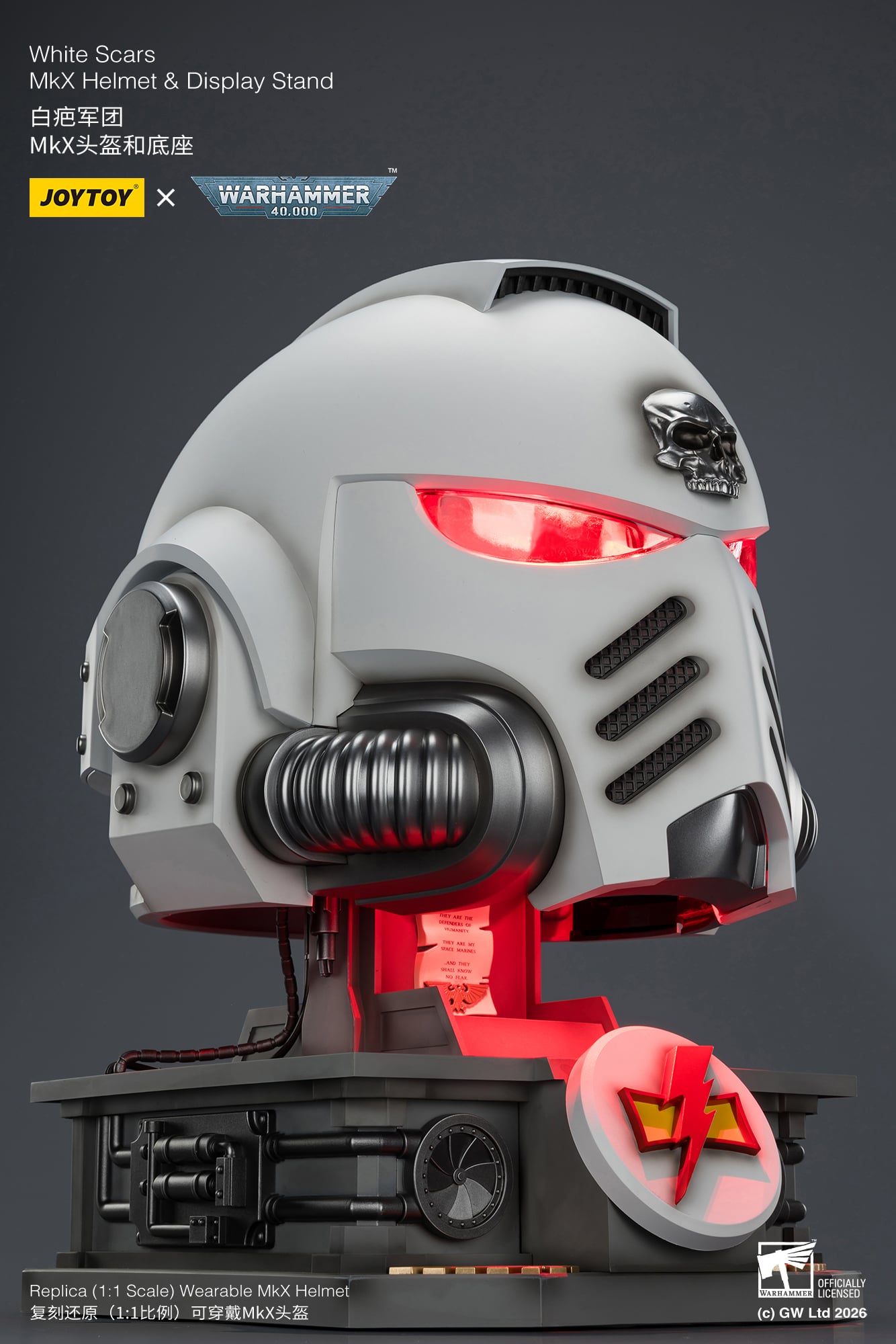 Warhammer 40,000 White Scars Mk X 1/1 Scale Helmet Replica with Display Stand Gallery Image 18