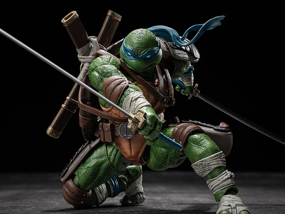 Teenage Mutant Ninja Turtles HB0103 Leonardo (Standard Ver.) Action Figure Gallery Image 1