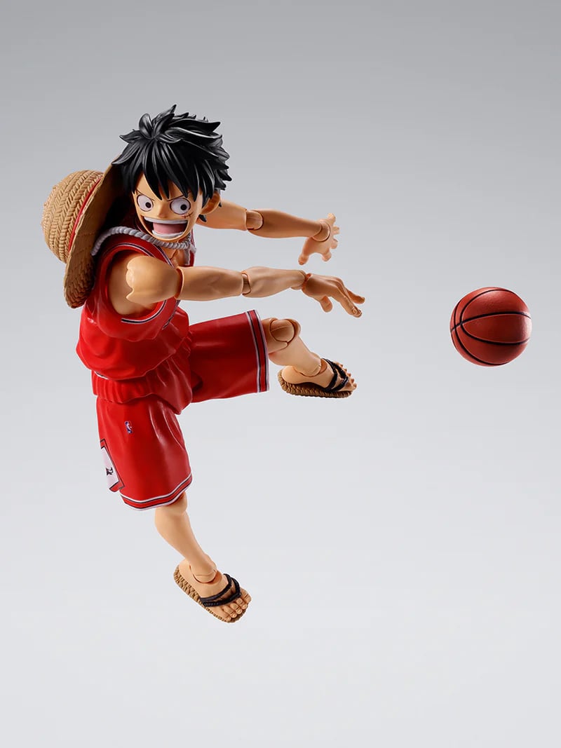 One Piece x NBA S.H.Figuarts Monkey D. Luffy (Chicago Bulls