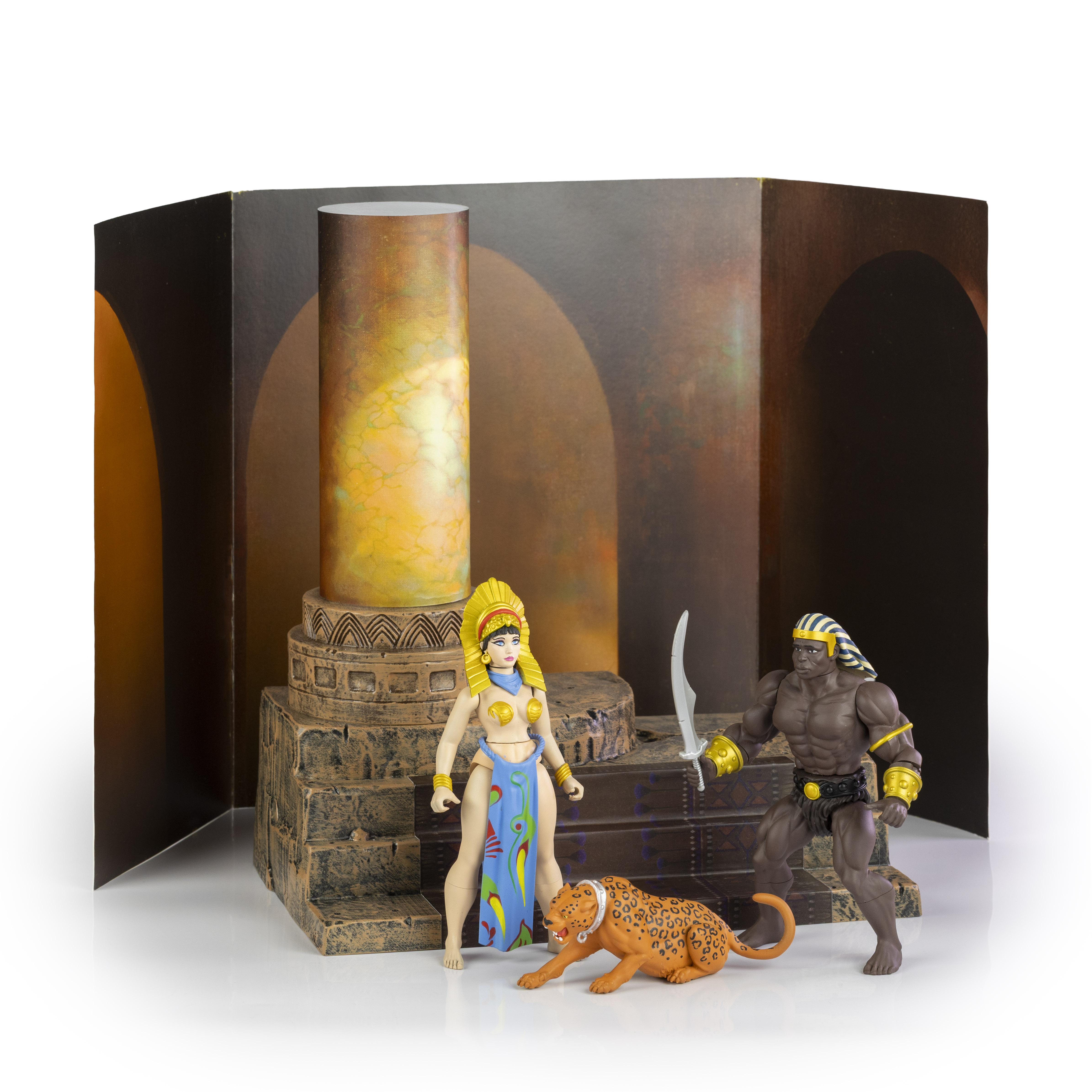 The Savage World of Frazetta Egyptian Queen & The Guard (Museum