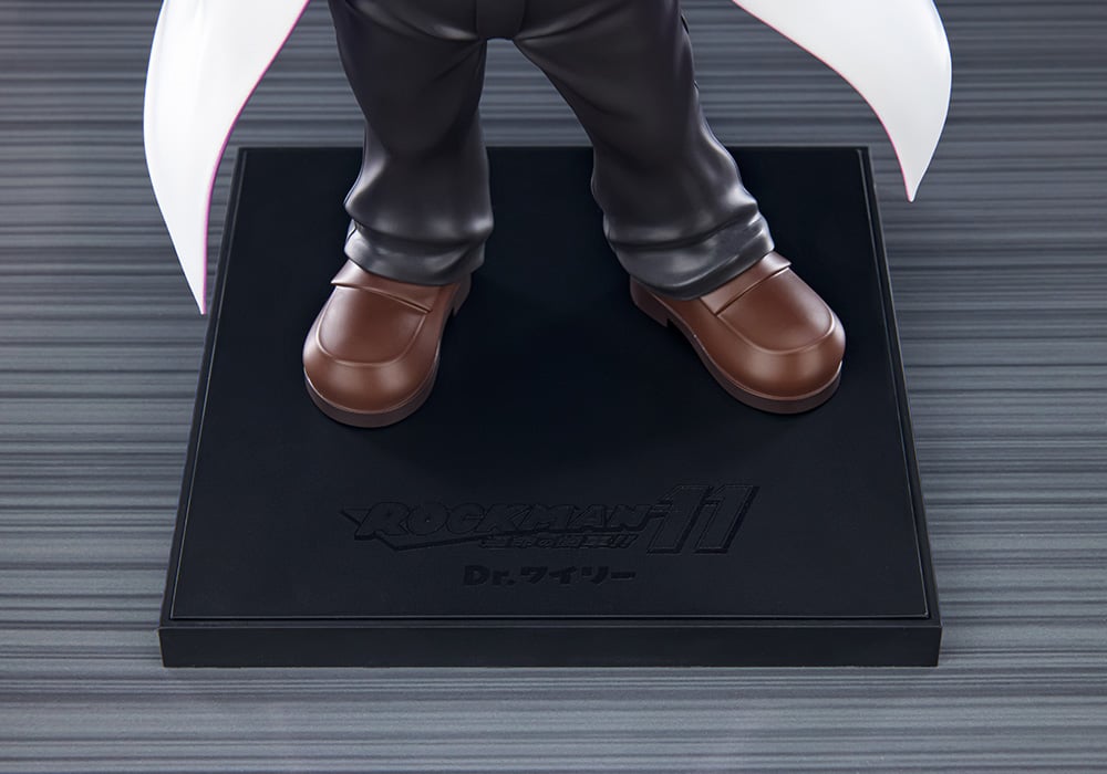 Mega Man 11 Oshi Works Dr. Wily & Dr. Light Figure Set Gallery Image 16